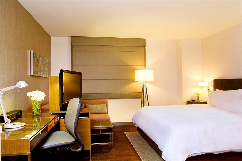 Element Times Square West Hotel New York Ngoại thất bức ảnh