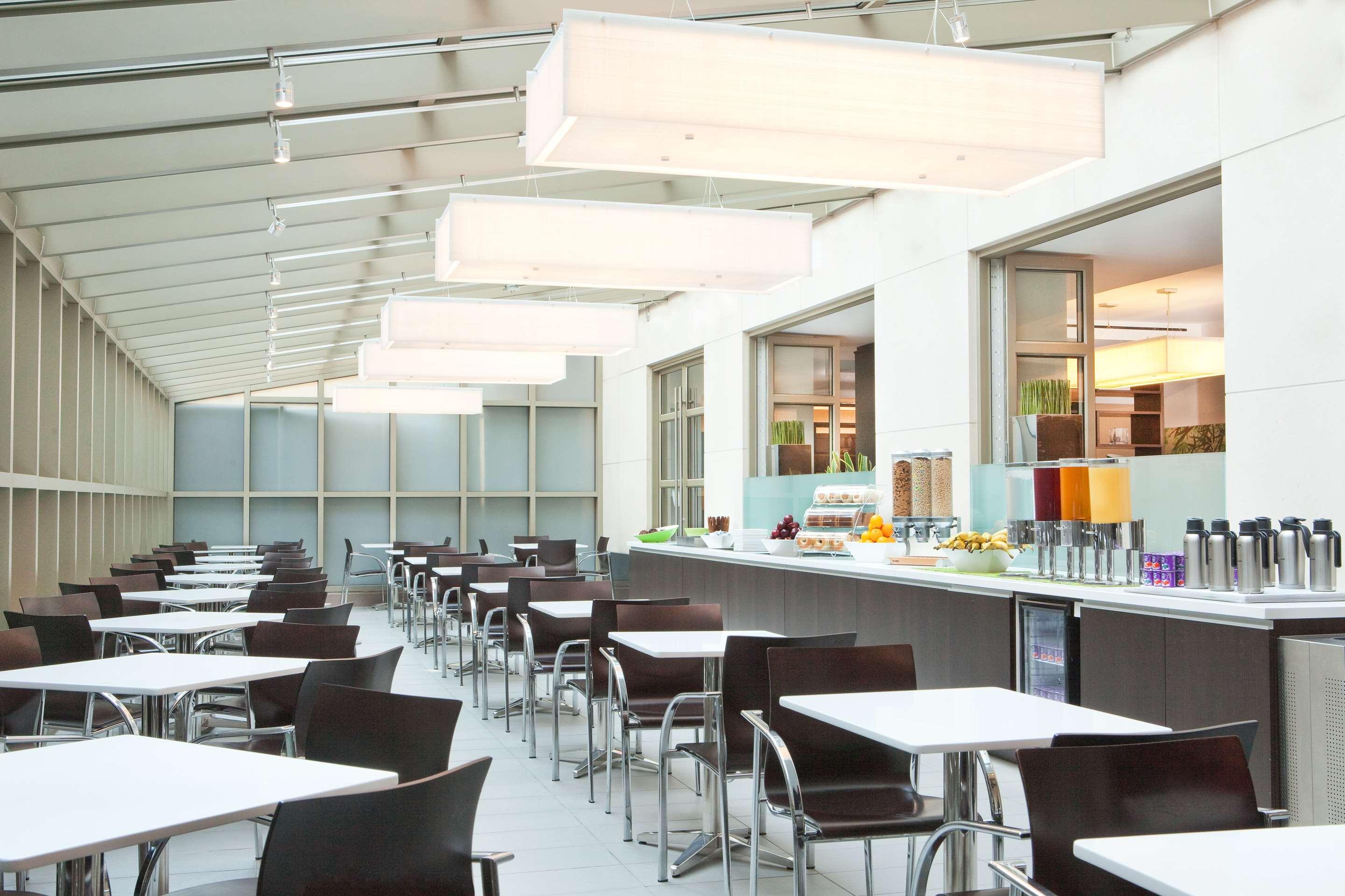 Element Times Square West Hotel New York Ngoại thất bức ảnh